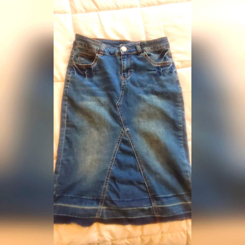 Be Girl Jean Skirt size small
